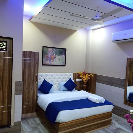 MAAN Hotel&Restaurant Alwar Bagian luar foto