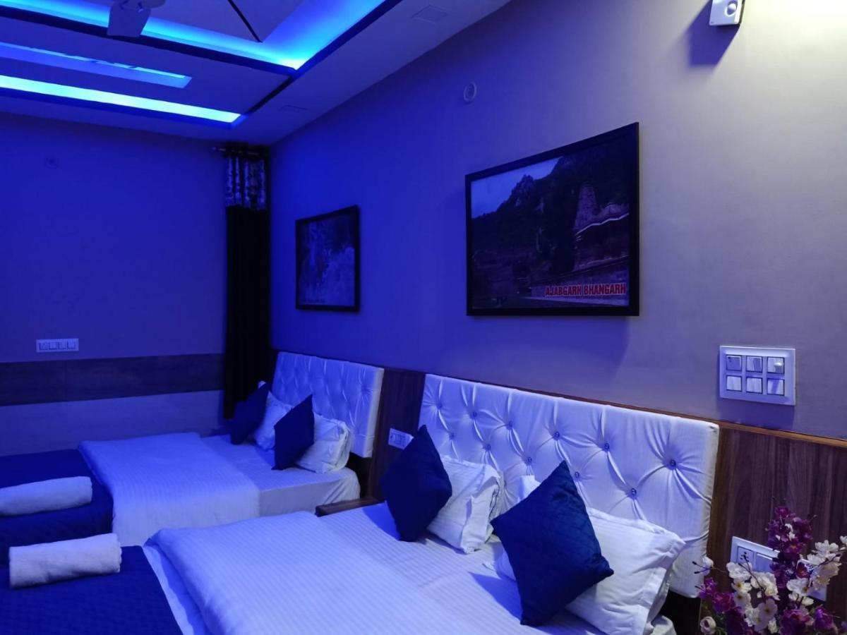 MAAN Hotel&Restaurant Alwar Bagian luar foto