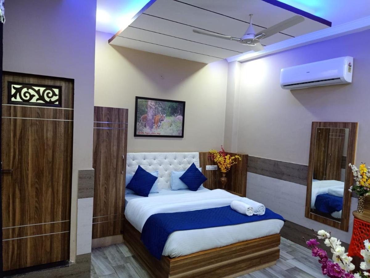 MAAN Hotel&Restaurant Alwar Bagian luar foto