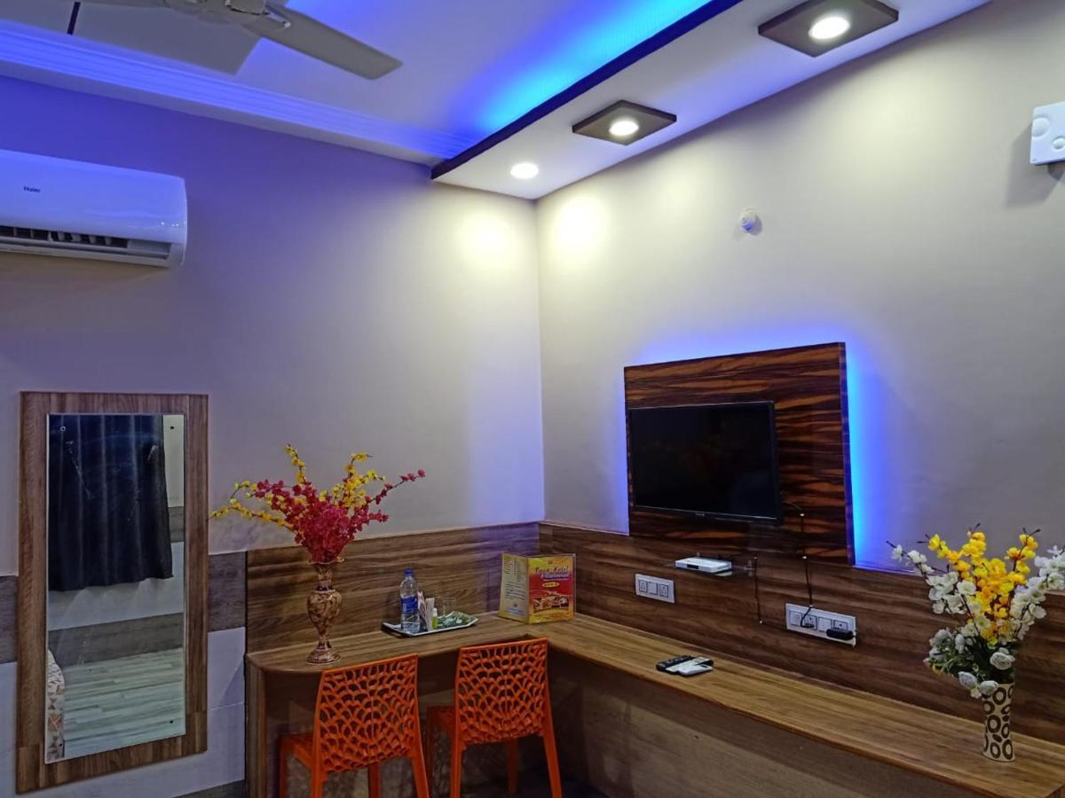 MAAN Hotel&Restaurant Alwar Bagian luar foto