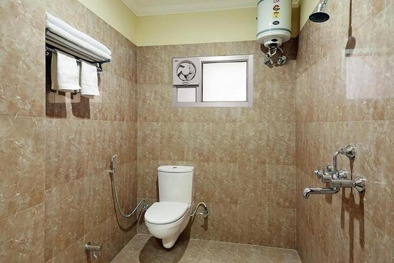 MAAN Hotel&Restaurant Alwar Bagian luar foto